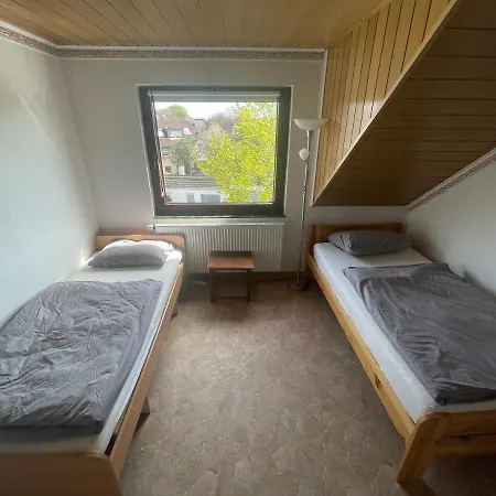 Guest house Monteurwohnungen-dinslaken
